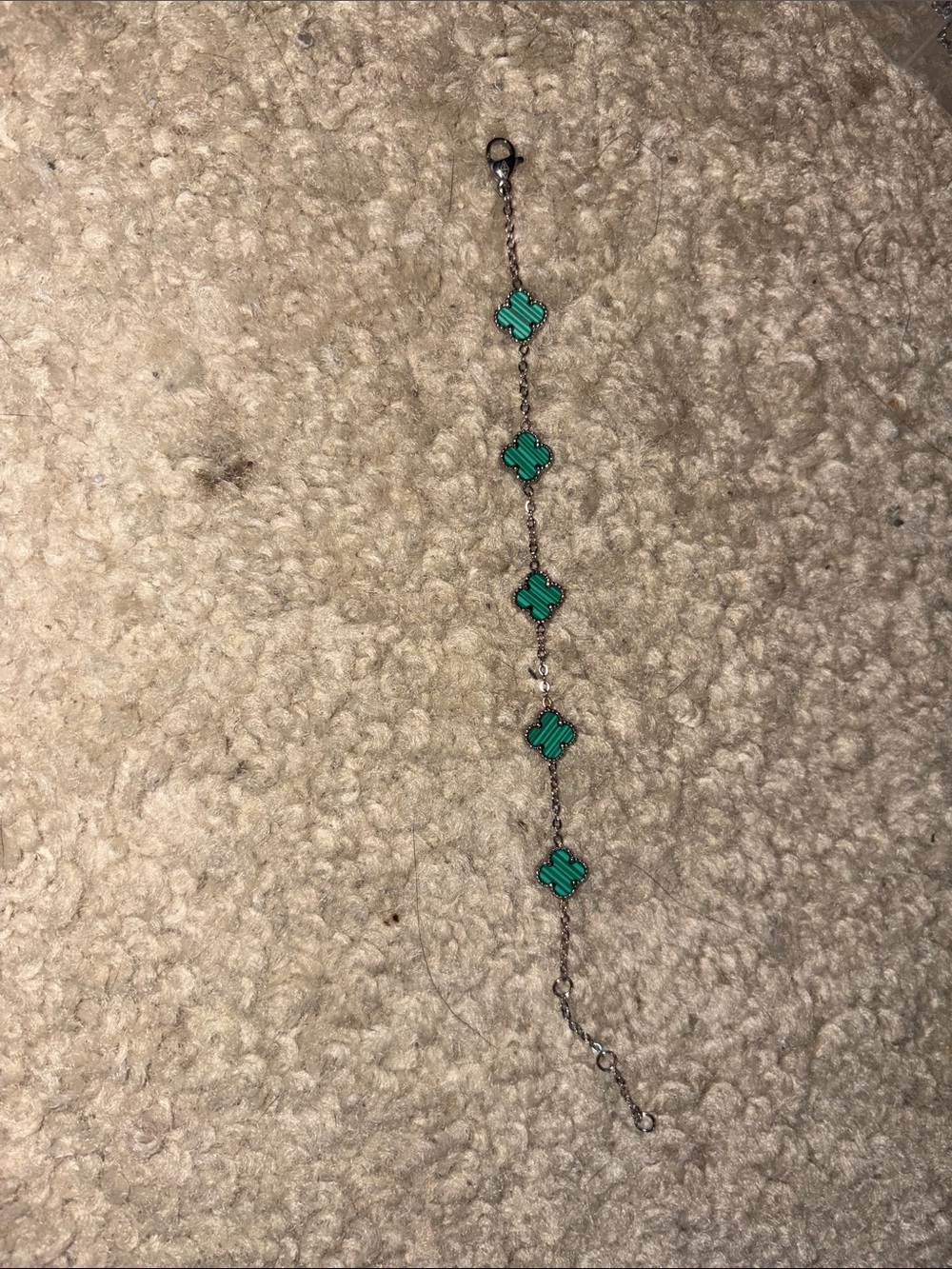 Clover Charm Link Bracelet - Women's Fashion Jewelry